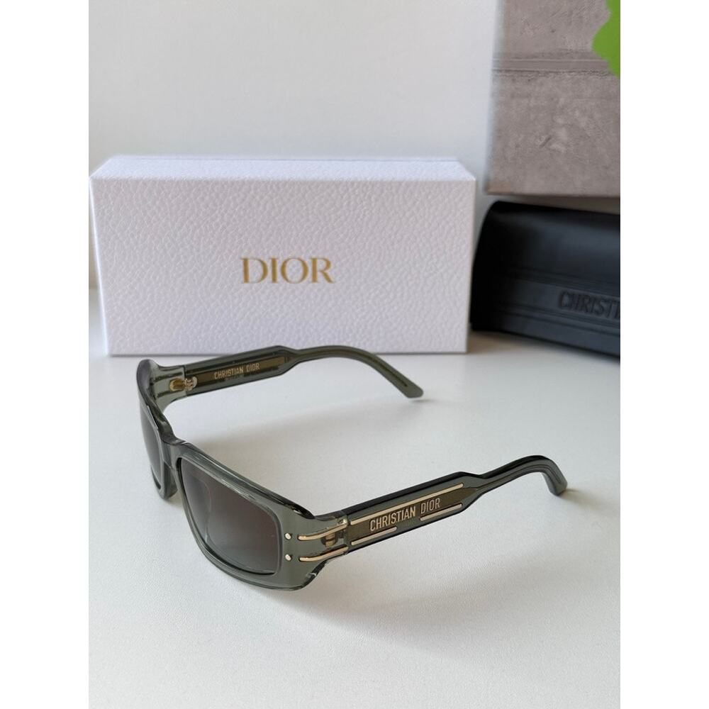 NEW Dior Signature S9U Slim Mask Sunglasses in Green - Picture 4 of 9